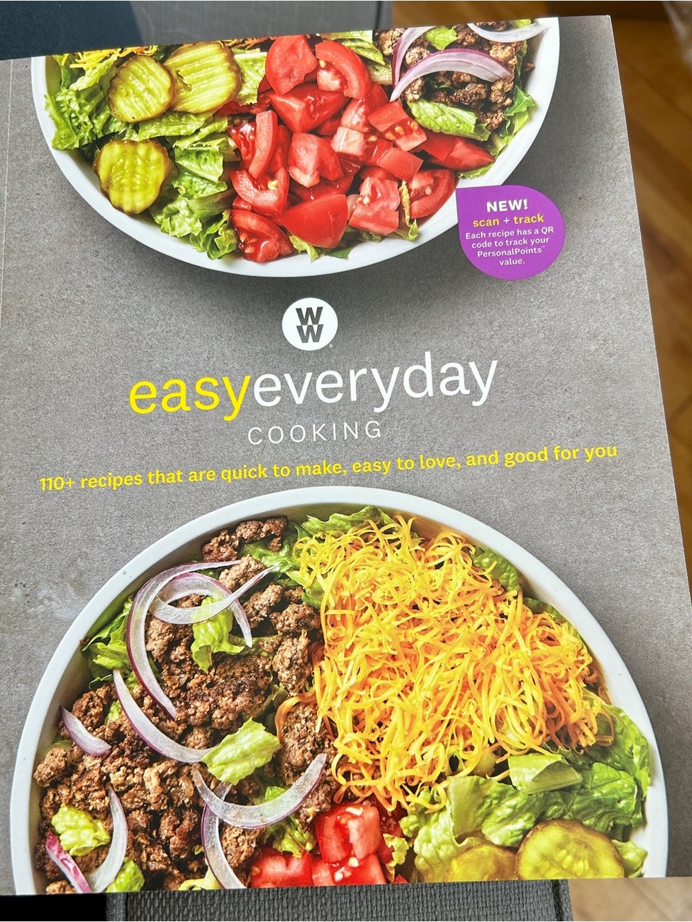 Weight Watchers Easy Everyday Cooking — Yellow & Gray Cover